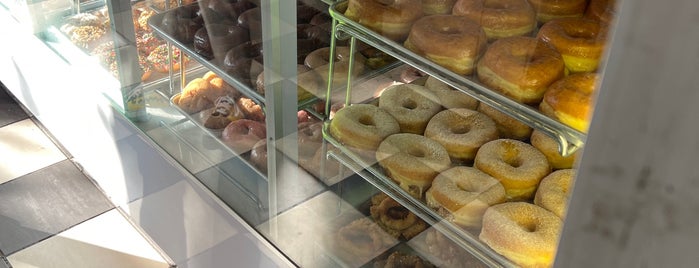 Hooz Donuts is one of South Bay Coffee/Bakeries To Try.