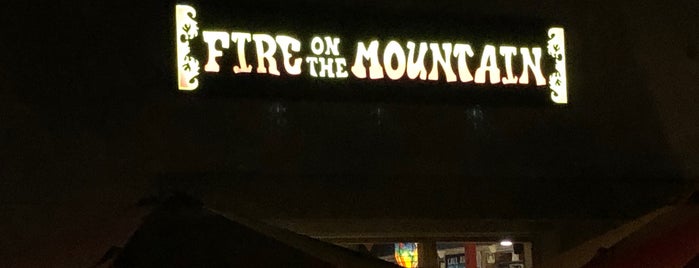 Fire on the Mountain is one of สถานที่ที่ Cecilia ถูกใจ.