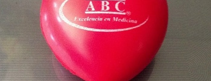 Urgencias ABC is one of Locais curtidos por Chio.