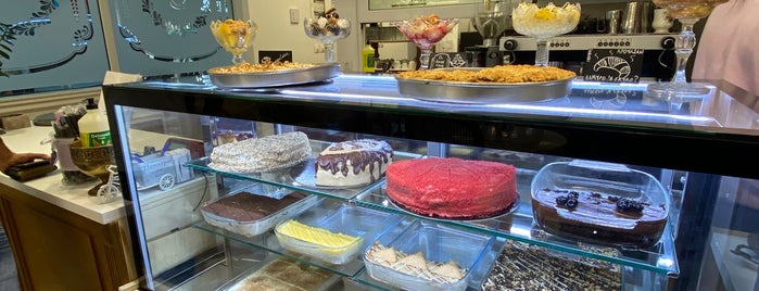 Σκούφος is one of Been There Cafe And Sweets.