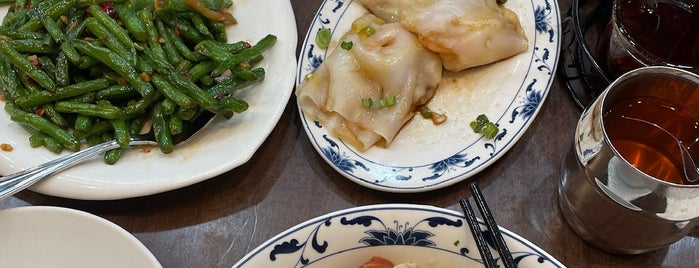 Hon's Wun Tun House 洪記麵家 is one of 🥟D U M P L I N G S🥠.