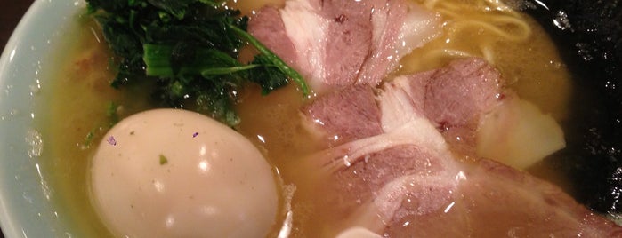 横浜家系ラーメン 六角家 御徒町店 is one of ラーメン(東京).