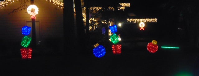 Creek Pines Christmas Lights is one of Woodlands.