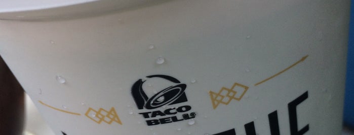 Taco Bell is one of food options.