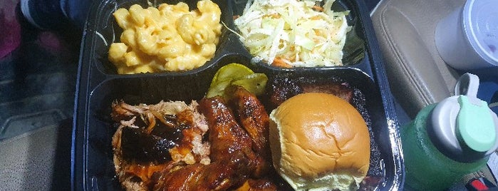 Hank Daddy's Barbecue is one of Toronto - Eat.