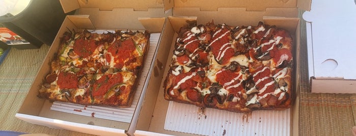 8 Mile Detroit Style Pizza is one of Worth a revisit.