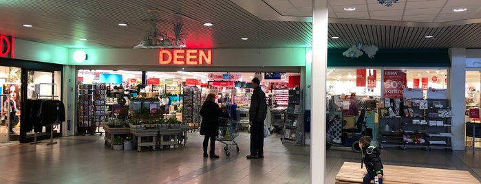 DEEN Supermarkten is one of Holland.