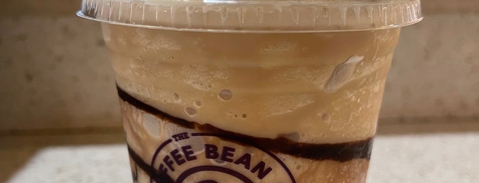 The Coffee Bean & Tea Leaf is one of Honolulu 2011.