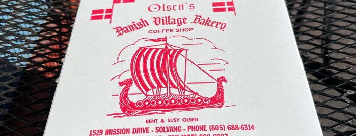 Olsen's Danish Village Bakery & Coffee Shop is one of MvF.