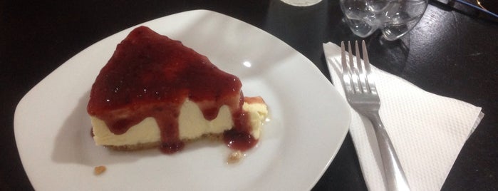 A Casa do Cheesecake is one of カフェ.