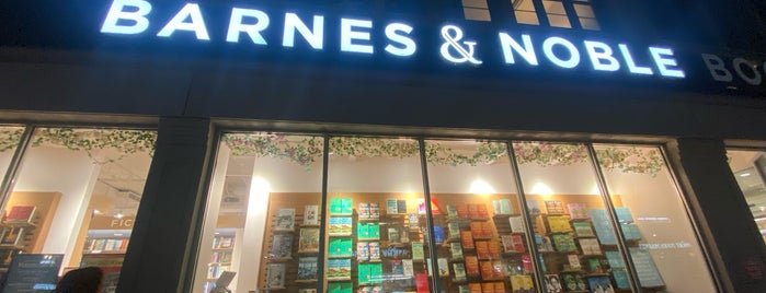 Barnes And Noble is one of NYC Manhattan East (E 60+).