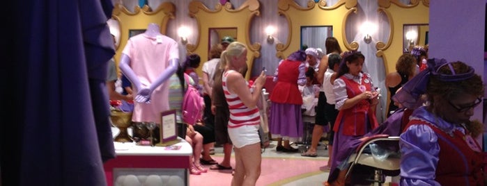 Bibbidi Bobbidi Boutique is one of Carlos’s Liked Places.