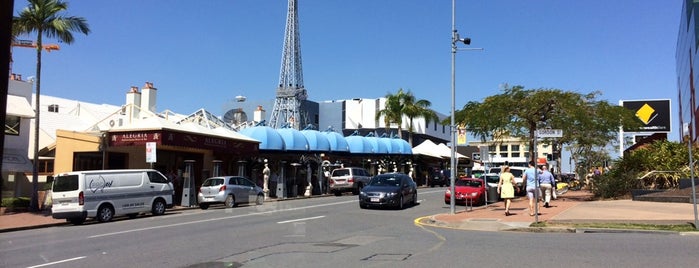 Milton is one of Caitlin'in Beğendiği Mekanlar.