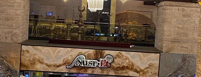 Nusr-Et Steakhouse is one of Lieux qui ont plu à Валерия.