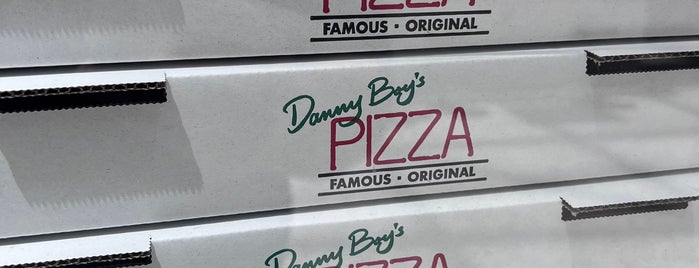Danny Boy’s Famous Original Pizza is one of Tempat yang Disukai eric.