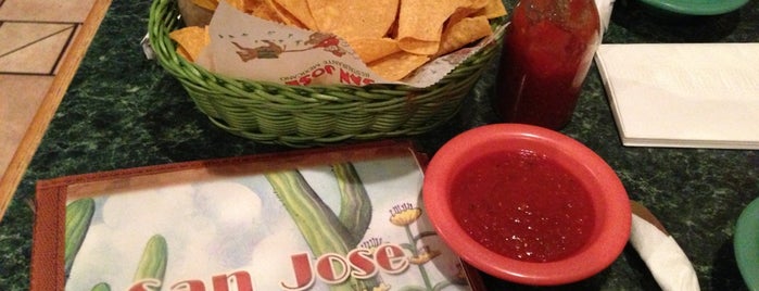 San Jose Restaurante Mexicano is one of Tempat yang Disukai Mike.