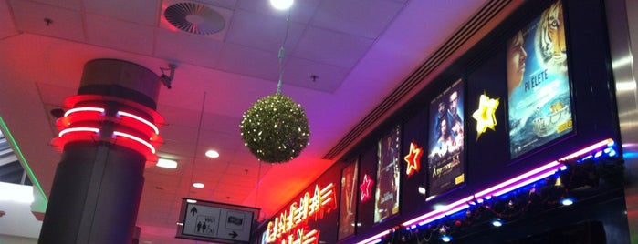 Cinema City is one of Zoltán'ın Beğendiği Mekanlar.