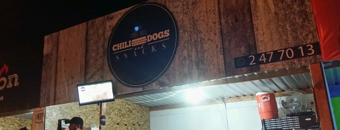 The Big Chili Dogs is one of Locais curtidos por Krlos.