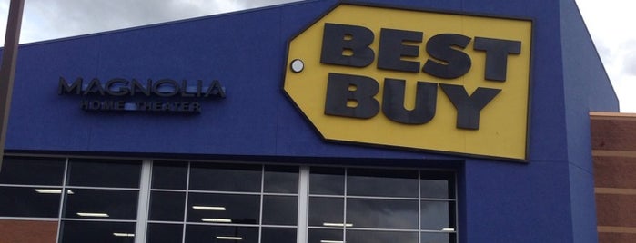 Best Buy is one of Orte, die Rob gefallen.