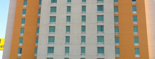 Hampton Inn by Hilton is one of Tempat yang Disukai Roberto.