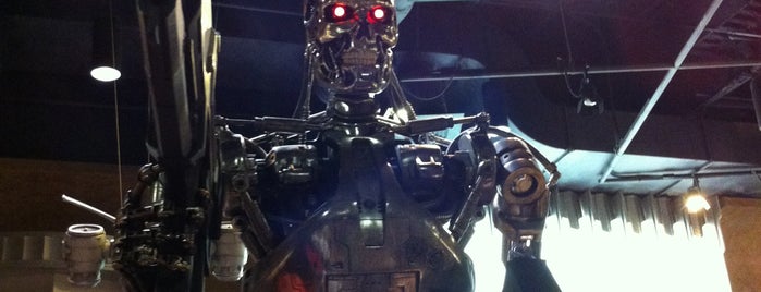 Terminator 2 3-D: Battle Across Time is one of Lugares favoritos de Alan.