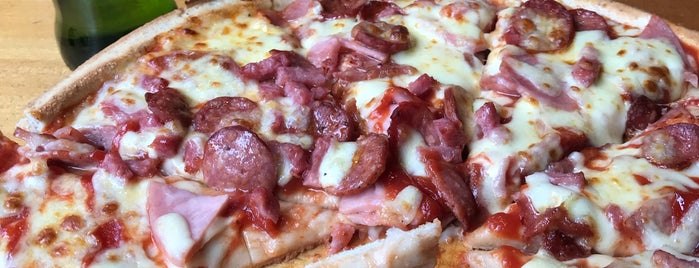 Hell Pizza is one of Sophie : понравившиеся места.