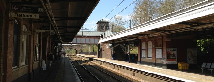 Letchworth Garden City Railway Station (LET) is one of UK Train Stations.