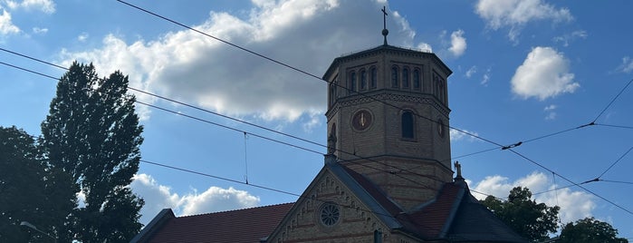 Friedenskirche Niederschönhausen is one of Leben in Pankow.