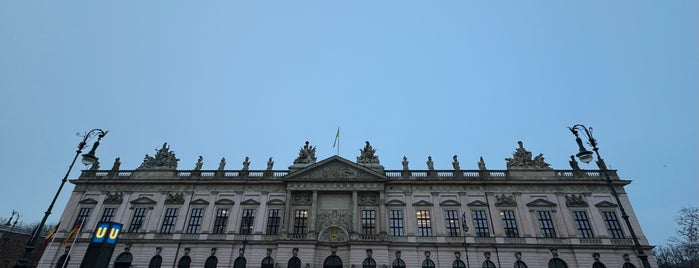 Musée historique allemand is one of Berlin.