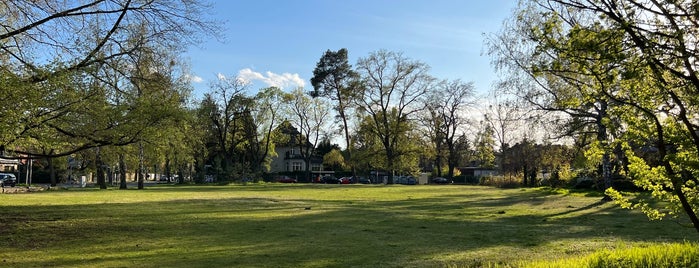 Sven-Hedin-Platz is one of Berlin unsorted.