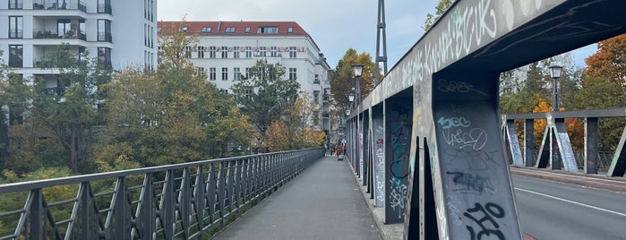 Langenscheidtbrücke is one of Bridges of Berlin.
