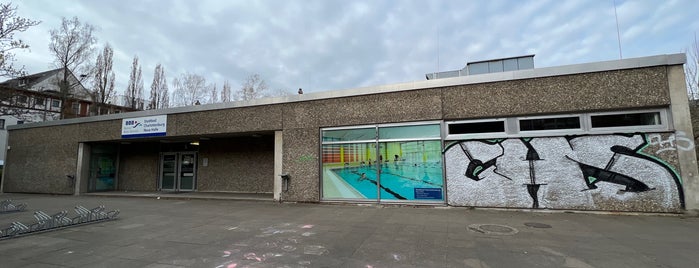 Stadtbad Charlottenburg - Neue Halle is one of Schwimmen.