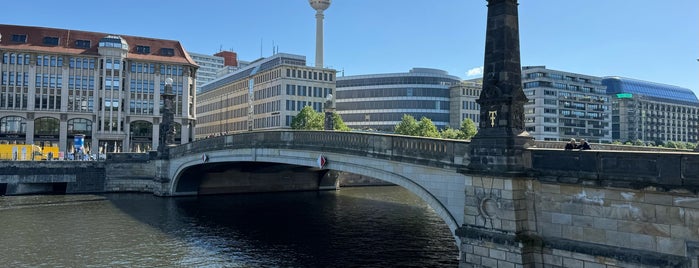 Friedrichsbrücke is one of Bridges of Berlin.