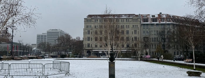 Steinplatz is one of Berlin.