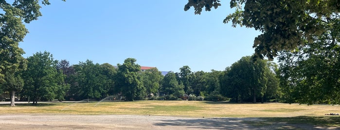 Preußenpark is one of Tempat yang Disimpan Michel.