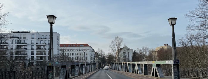 Langenscheidtbrücke is one of Bridges of Berlin.