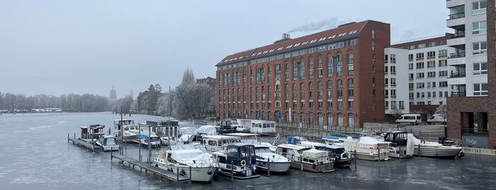 Altstadthafen is one of Spandau Ausflug.