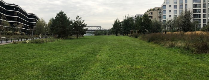 Park am Gleisdreieck - Westpark is one of Tempat yang Disukai Lost.