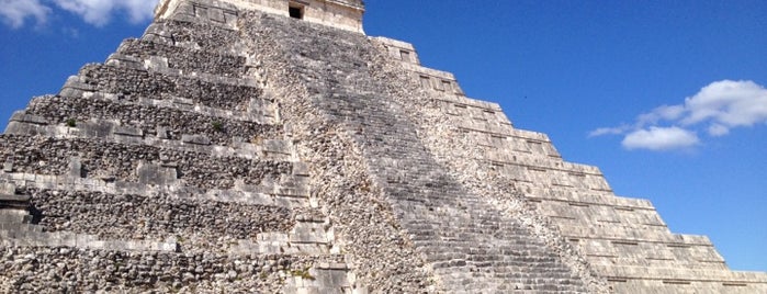 Zona Arqueológica de Chichén Itzá is one of Places to Go.