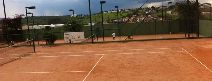 Double Game Tennis Academy is one of Luciana.