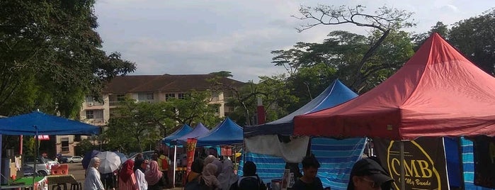 Student Mall is one of utm.