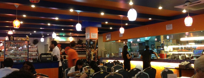 Casuarina Curry Restaurant is one of Halal @ Singapore.