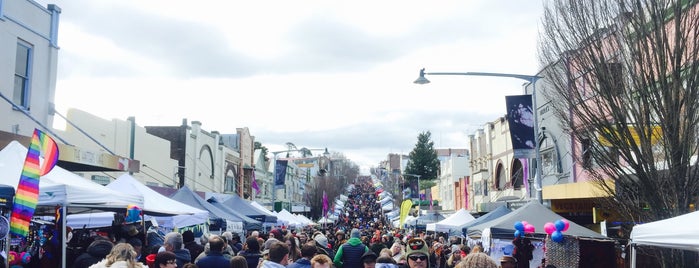 Winter Magic is one of Sydney Street Festivals.