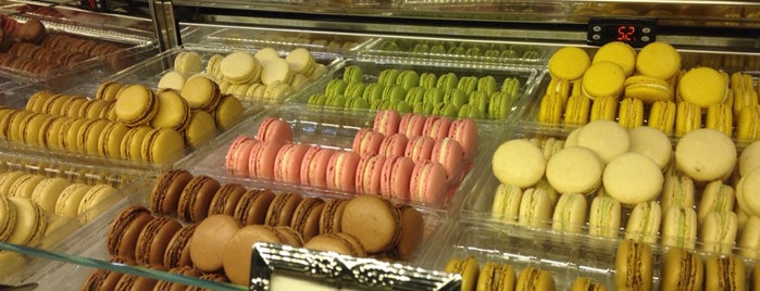 Ladurée is one of Tempat yang Disukai Winnie.