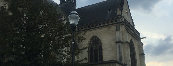 Église Notre-Dame de Boulogne is one of Paris.