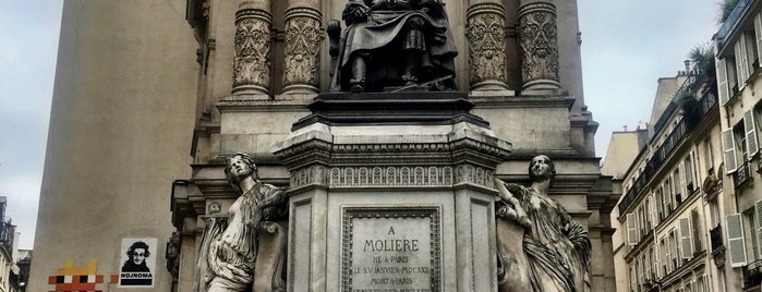 Fontaine de Molière is one of Elena'nın Kaydettiği Mekanlar.