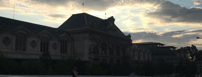 Esplanade de la Gare d’Austerlitz is one of Best of Paris.