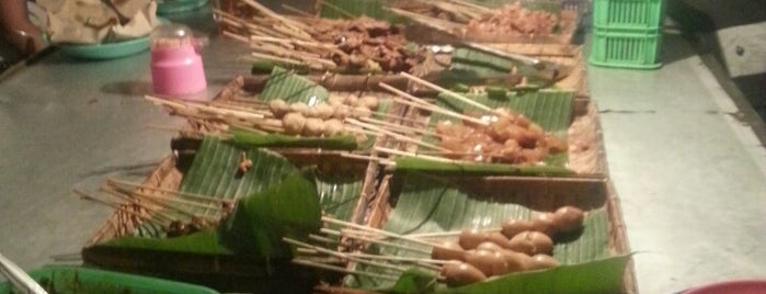 Angkringan Setiabudi is one of Food 1.