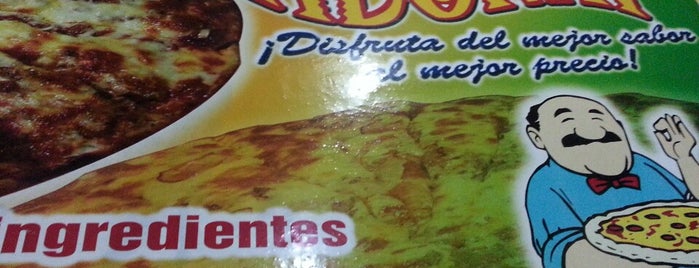Pizzería Tres Ríos is one of Favoritos.