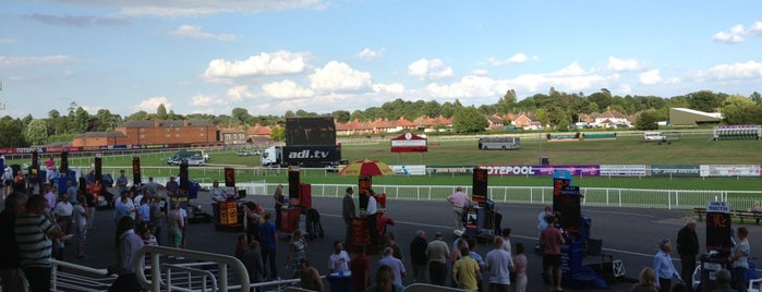 Leicester Racecourse is one of Horse Racecourses of UK.